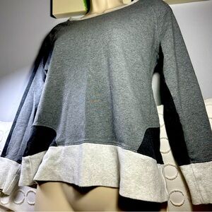 Mondetta Women Pullover Long sleeve Sweatshirt Gray and Black Size M